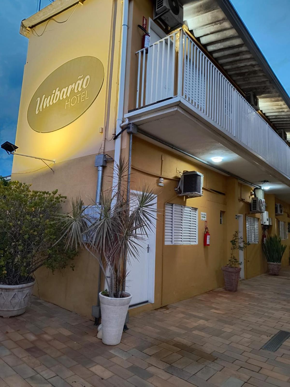 Unibarao Hotel -Proximo As Universidades Unicamp-Puc-Hospitais -Bancos-Restaurantes-Praca Capital -Shopping Dom Pedro - Expo Dom Pedro-Ceasa Campinas  Exteriör bild